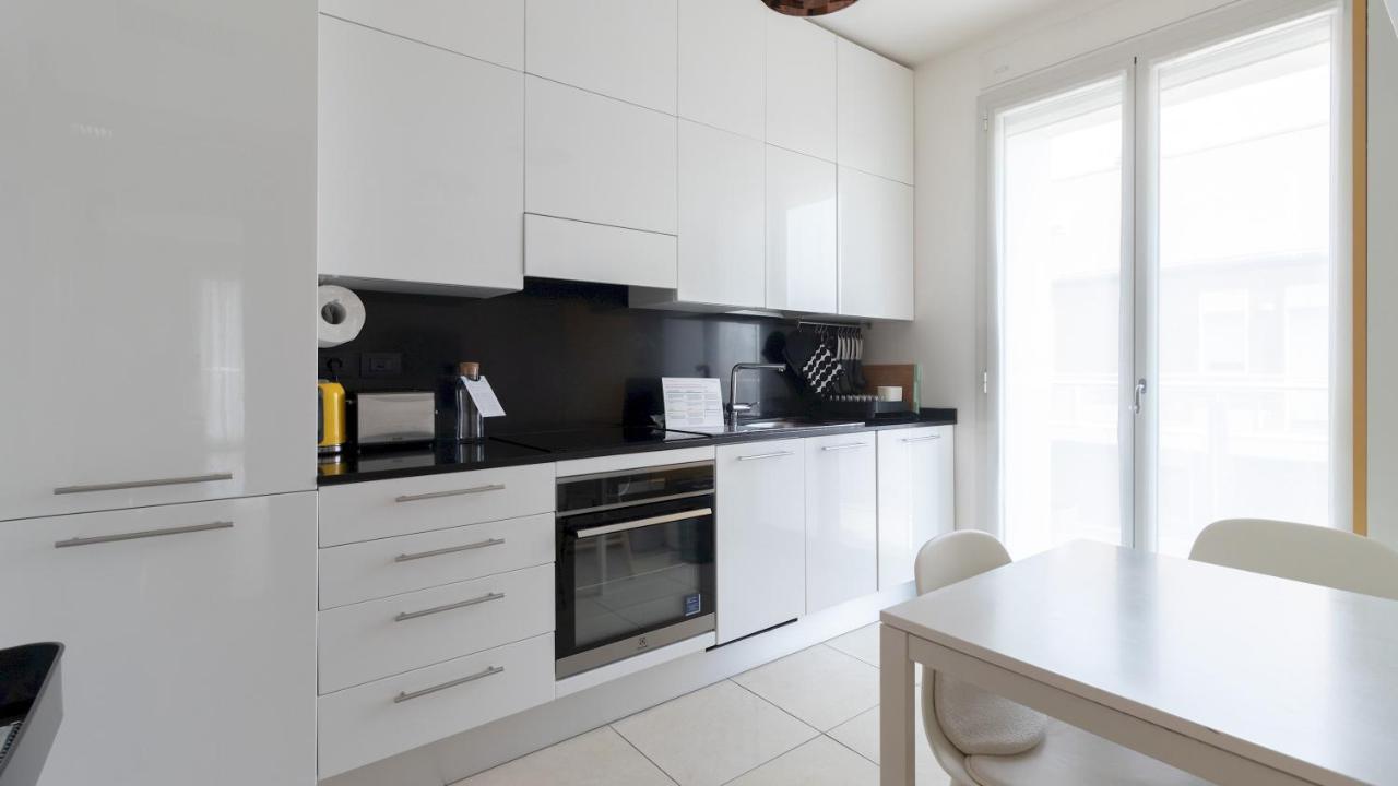 Italianway - Imperia 43 Apartment Милано Екстериор снимка