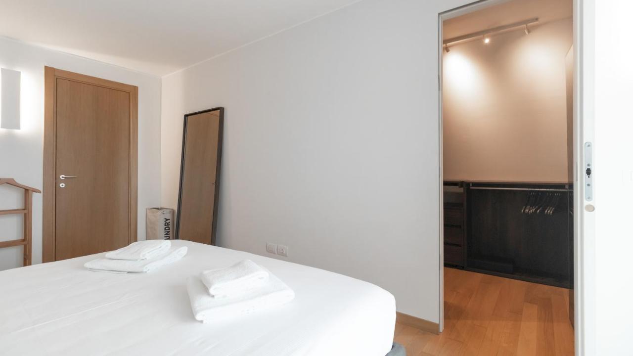 Italianway - Imperia 43 Apartment Милано Екстериор снимка