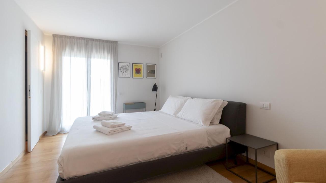 Italianway - Imperia 43 Apartment Милано Екстериор снимка
